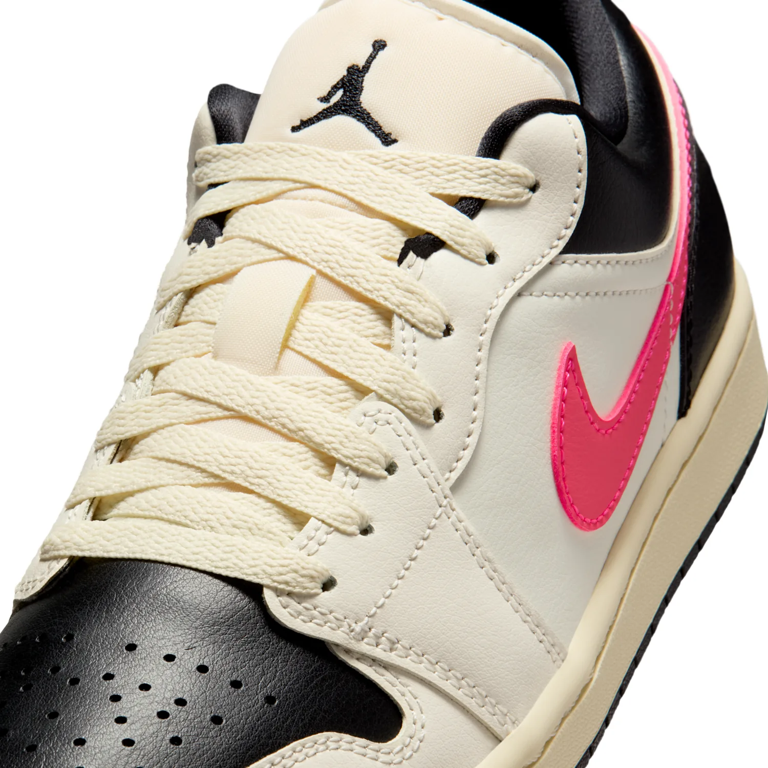 Air Jordan 1 Low image 7