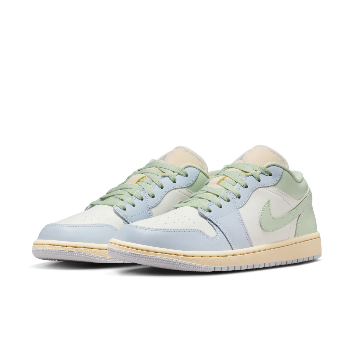 Air Jordan 1 Low image 5