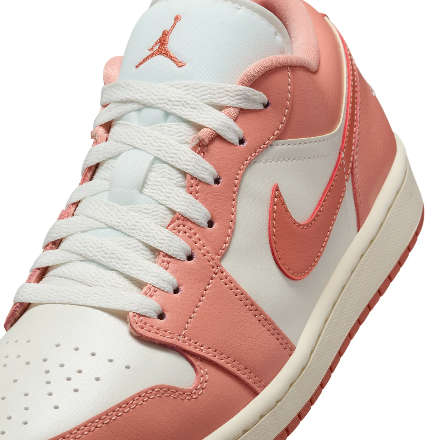 Air Jordan 1 Low image 7