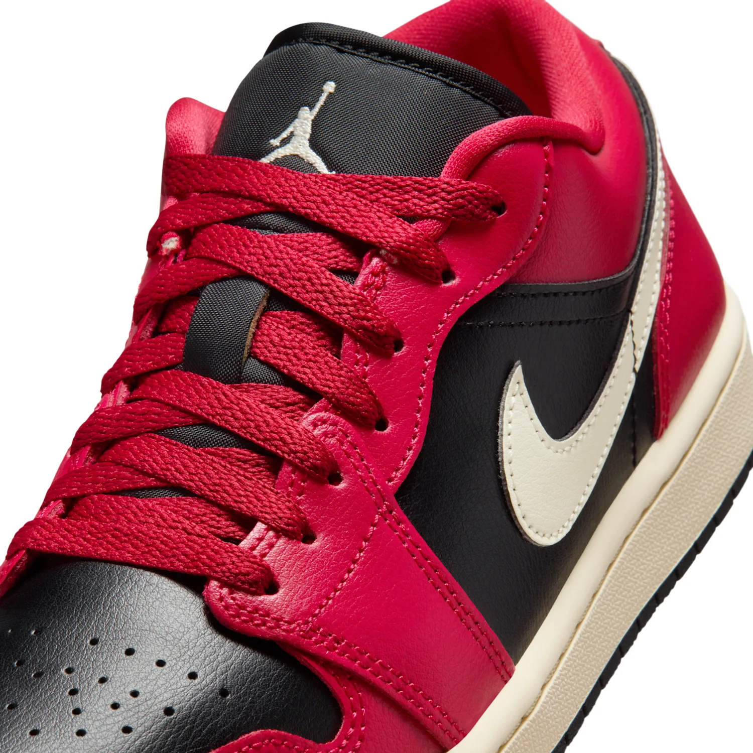 Air Jordan 1 Low image 7