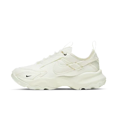 Nike TC 7900