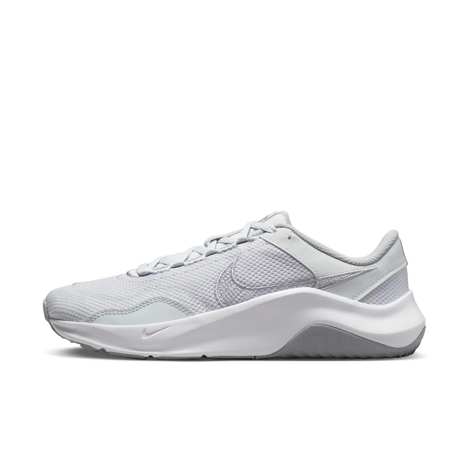 Nike Legend Essential 3 Next Nature