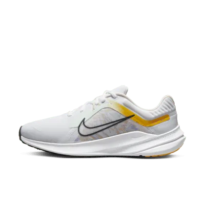 Nike Quest 5 Premium