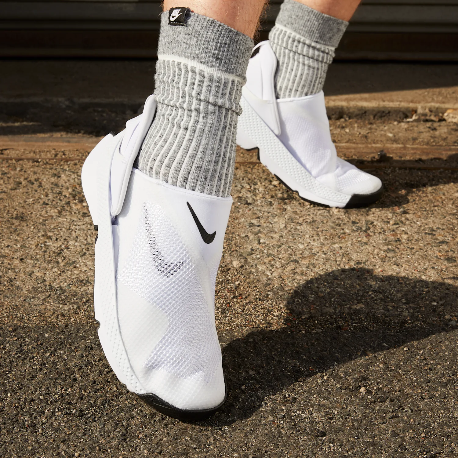 Nike Go FlyEase image 6