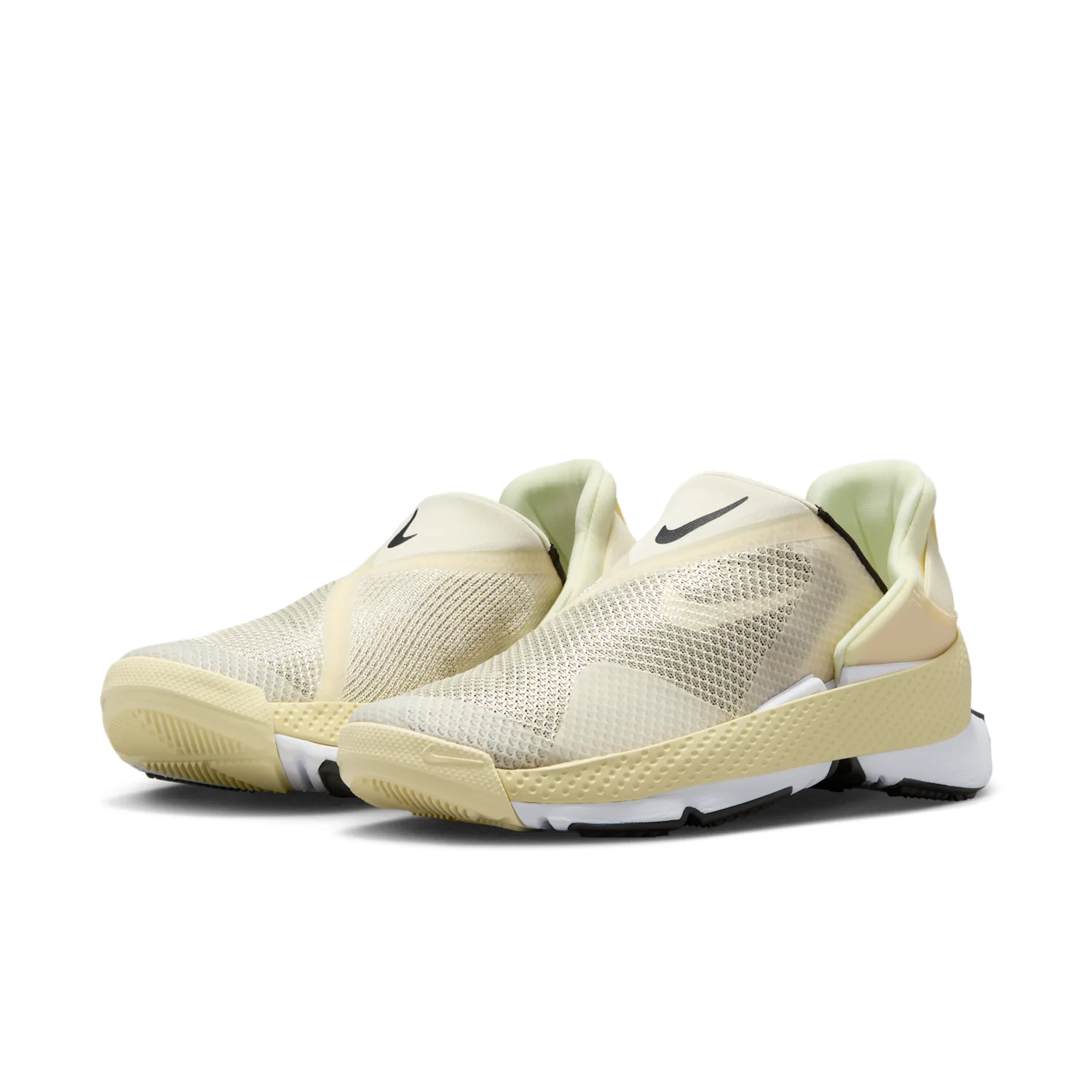 Nike Go FlyEase image 6