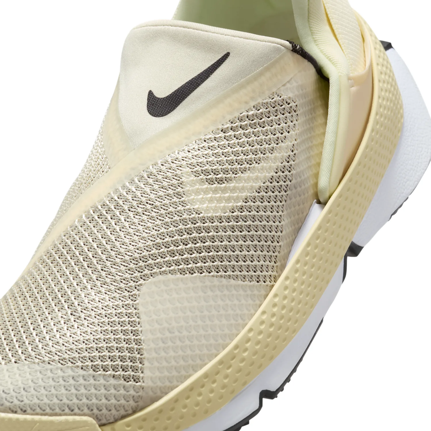 Nike Go FlyEase image 8