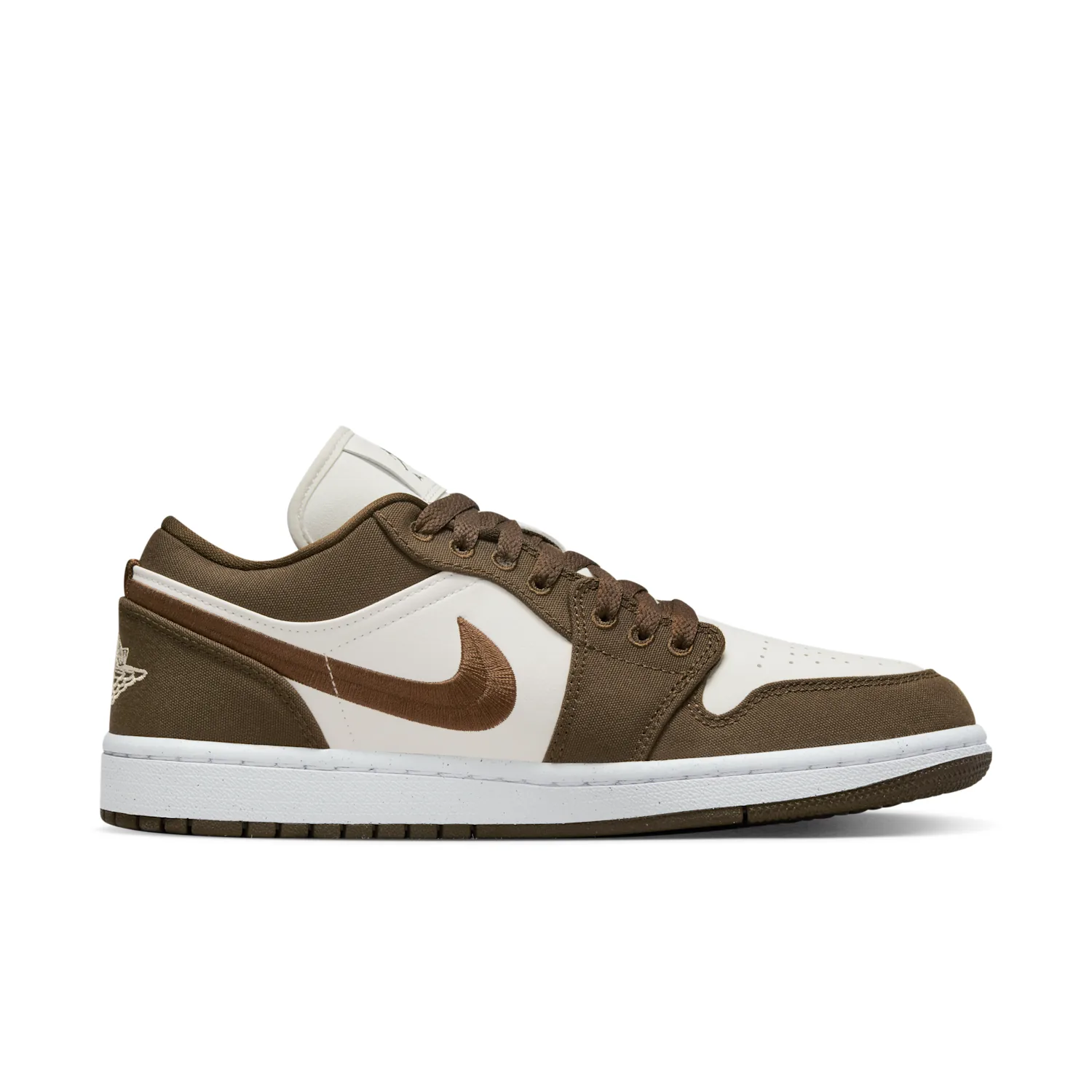 Air Jordan 1 Low SE image 3