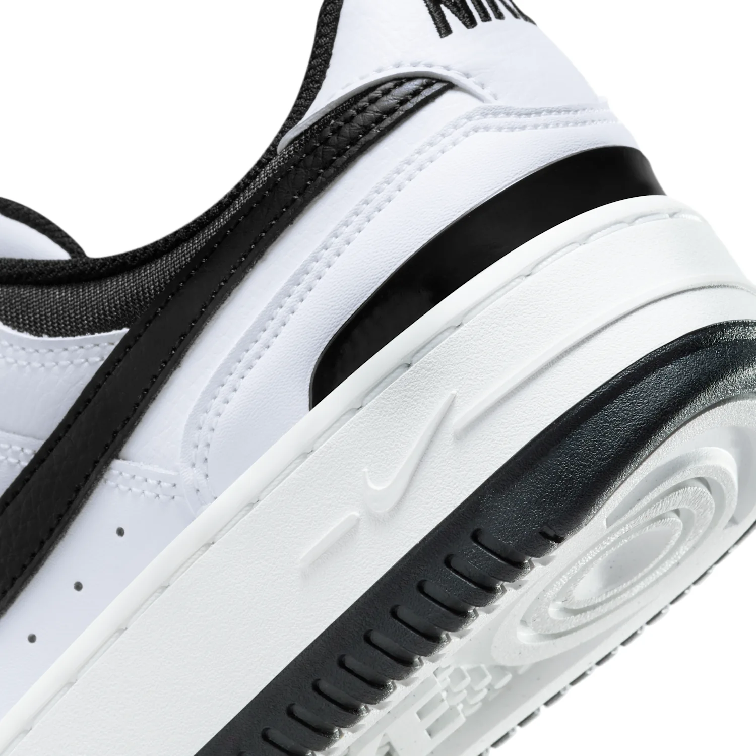 Nike Gamma Force image 10