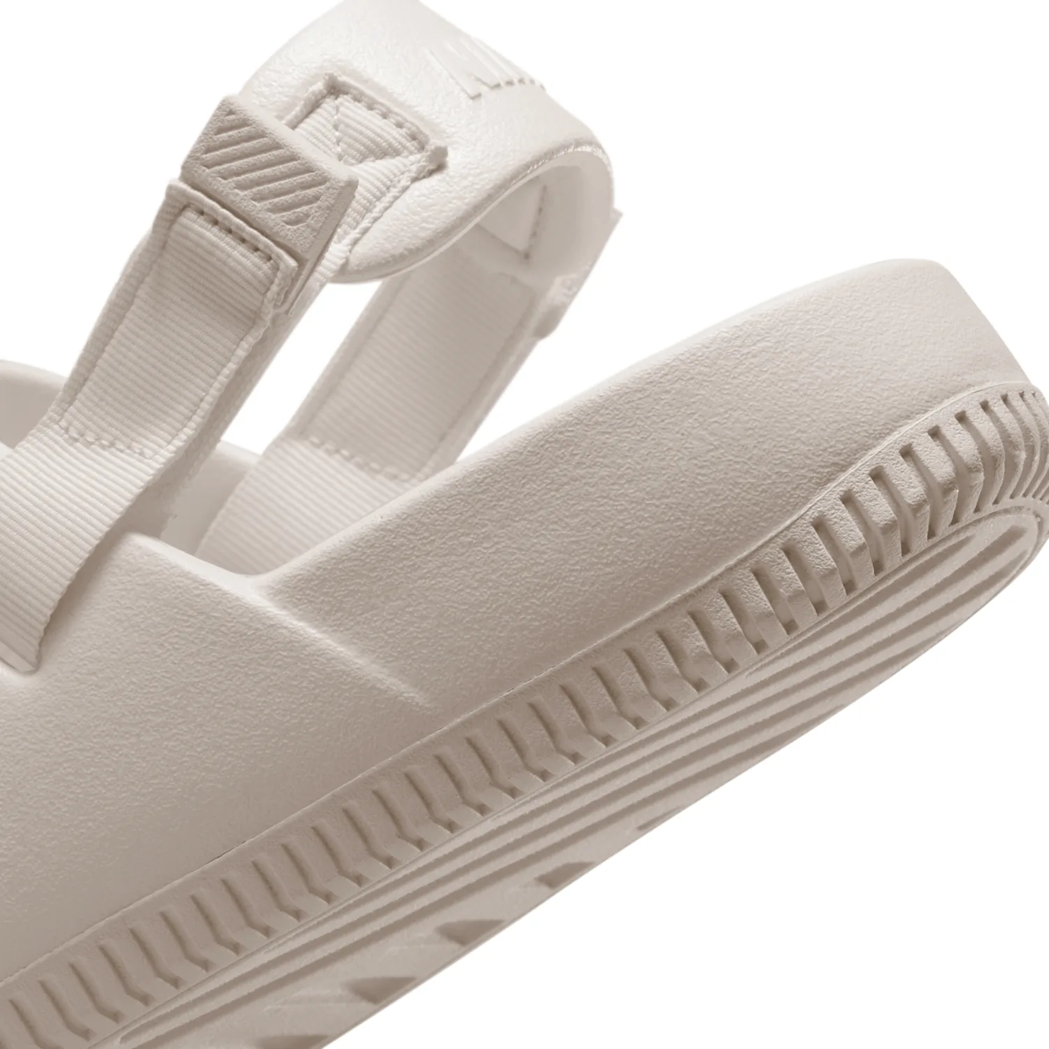 Nike Calm image 8