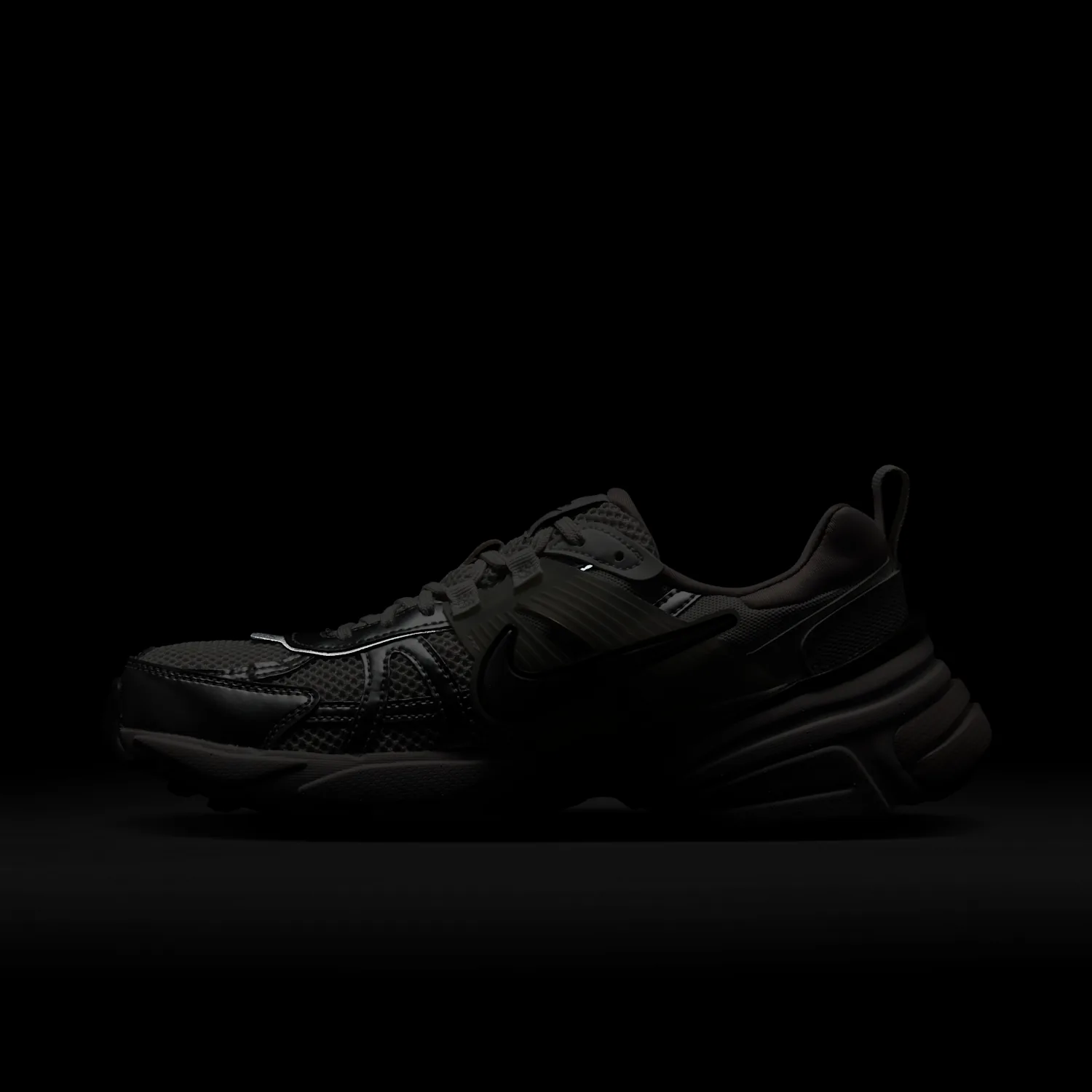 Nike V2K Run image 3