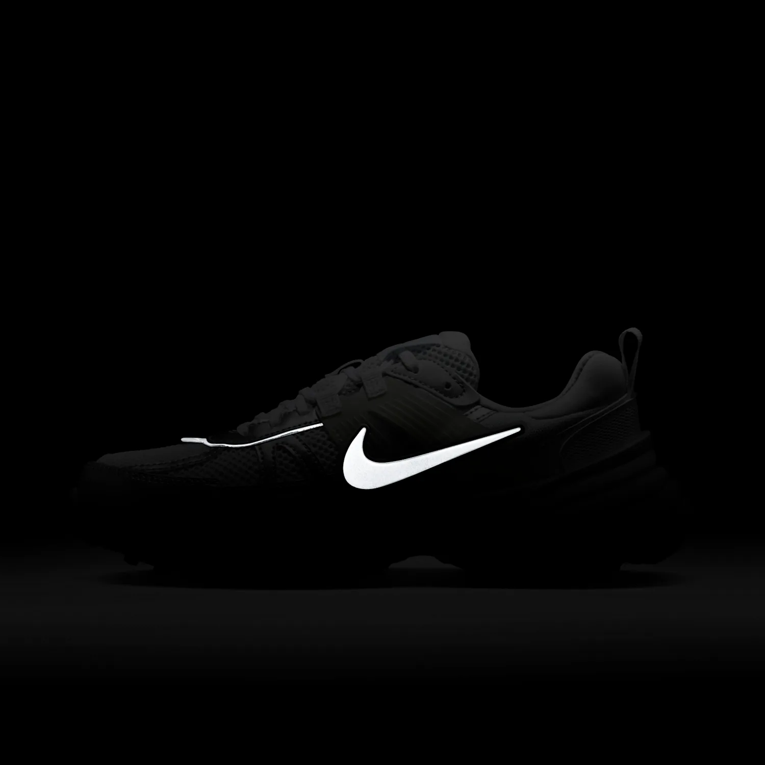 Nike V2K Run image 4