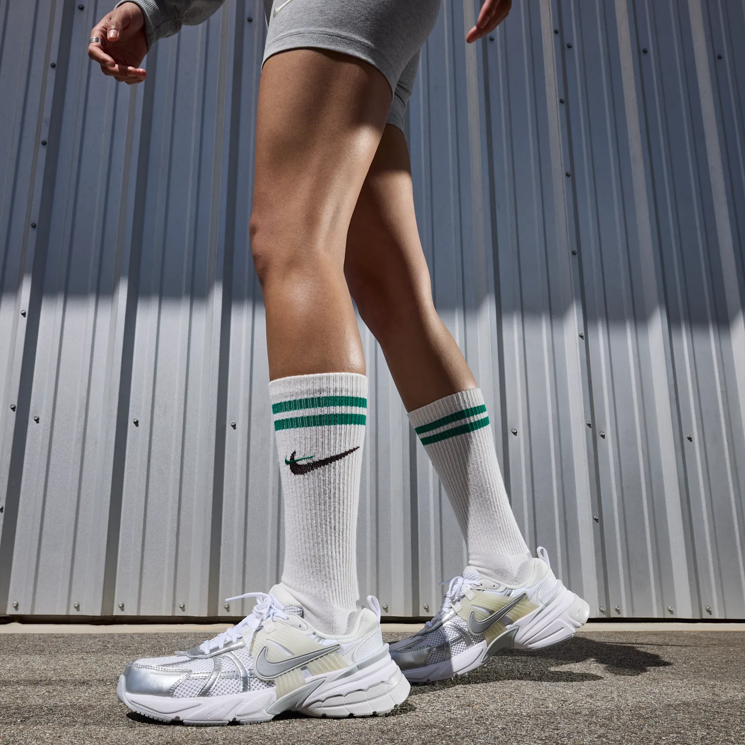 Nike V2K Run image 6