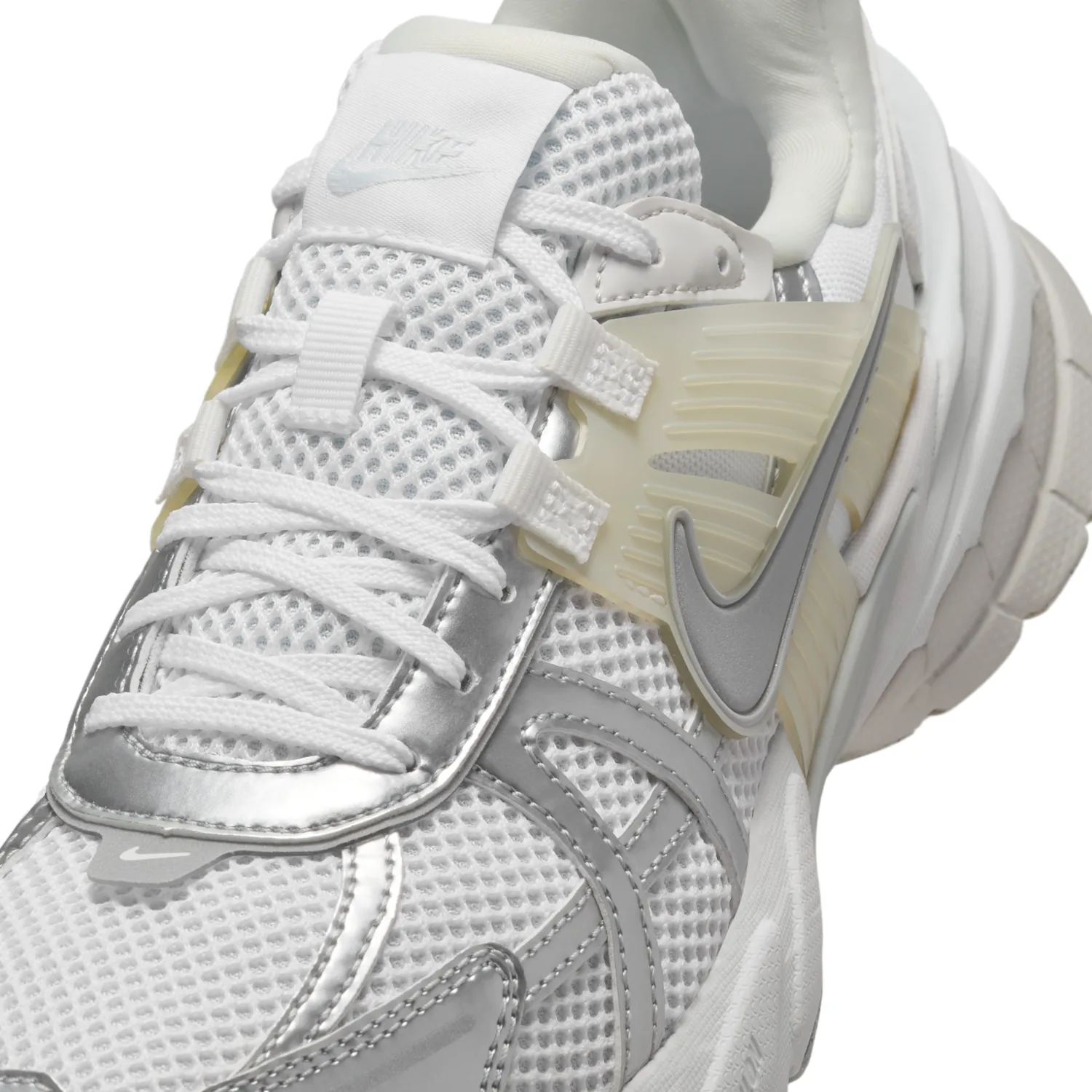 Nike V2K Run image 12