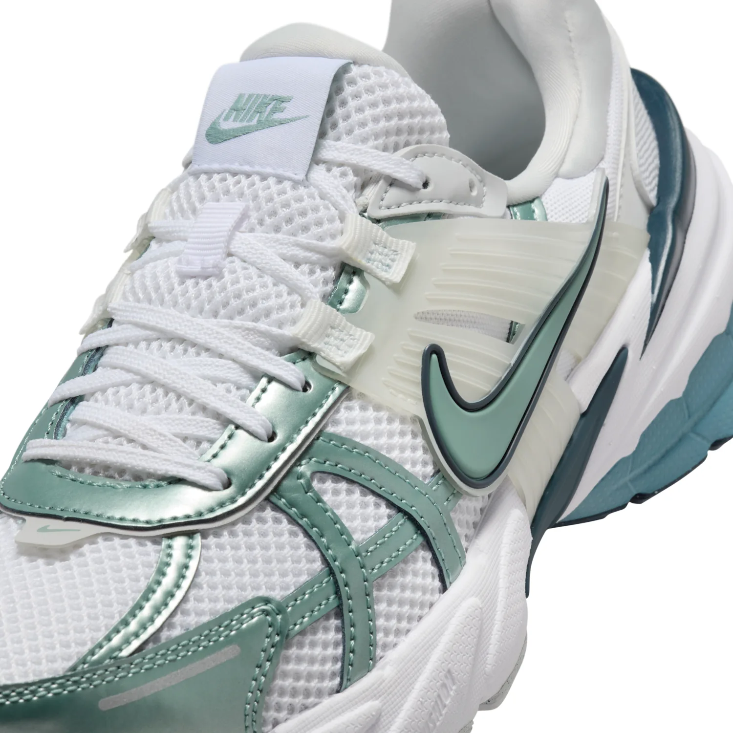 Nike V2K Run image 8