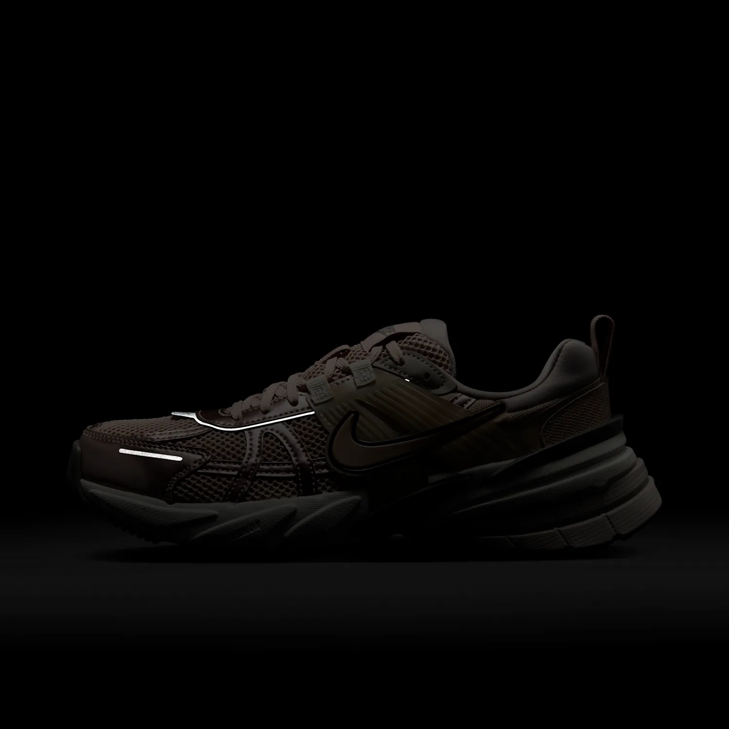 Nike V2K Run image 2