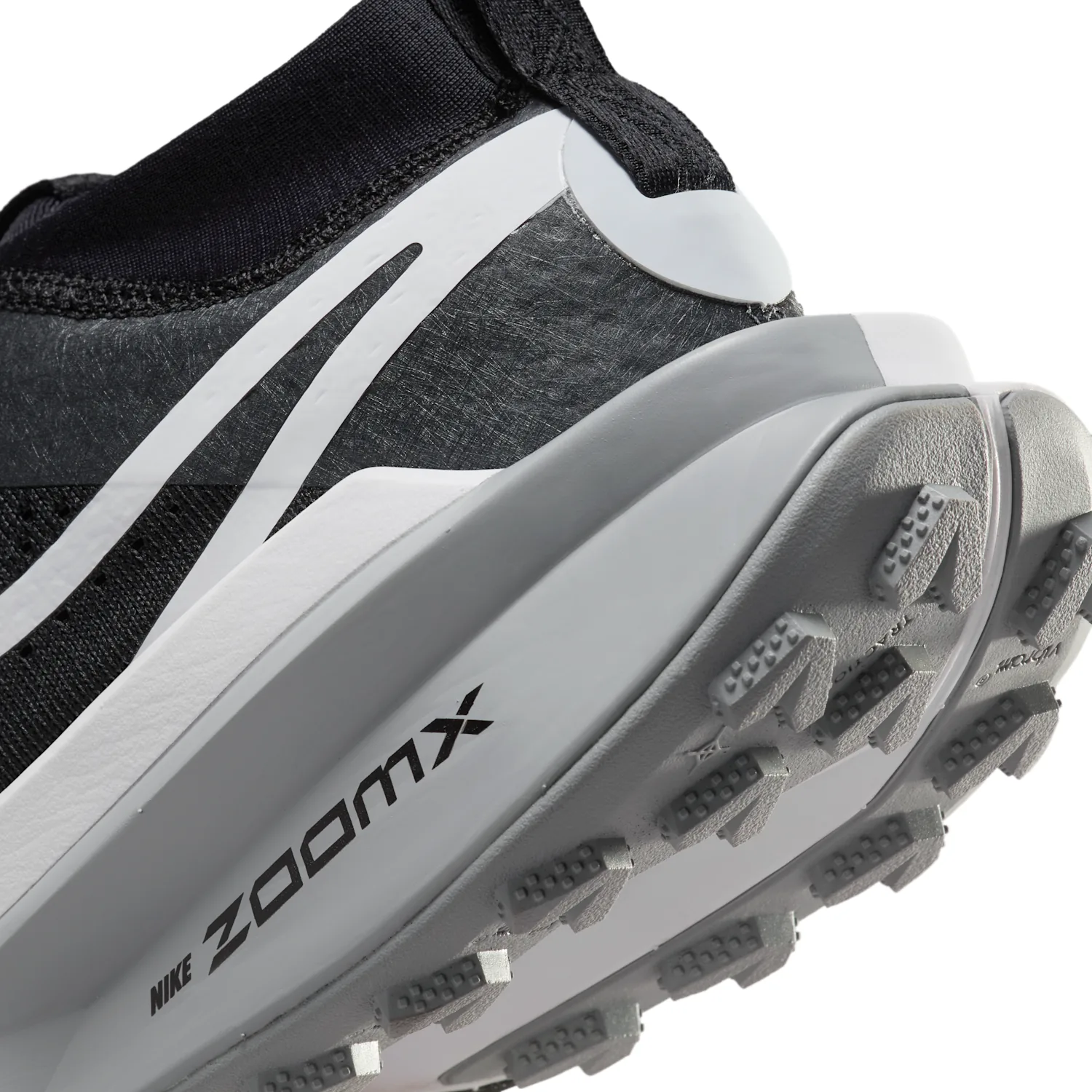 Nike Zegama 2 image 12