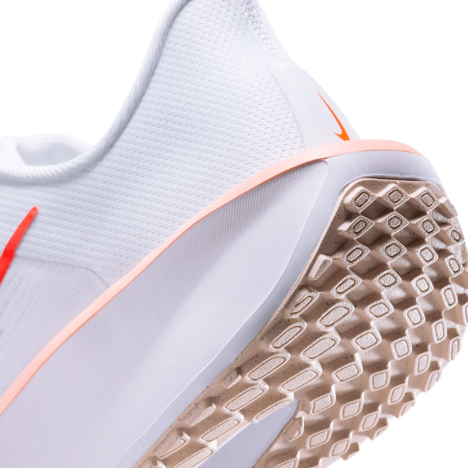 Nike Quest 6 image 8