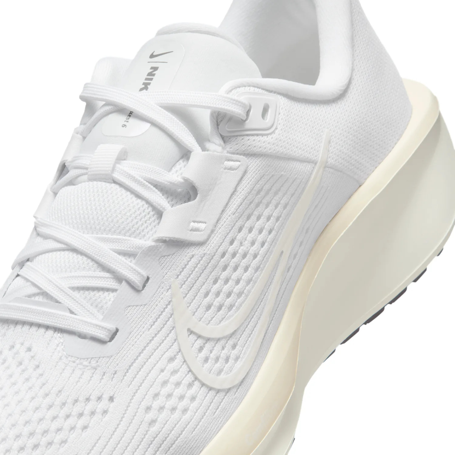 Nike Quest 6 image 7