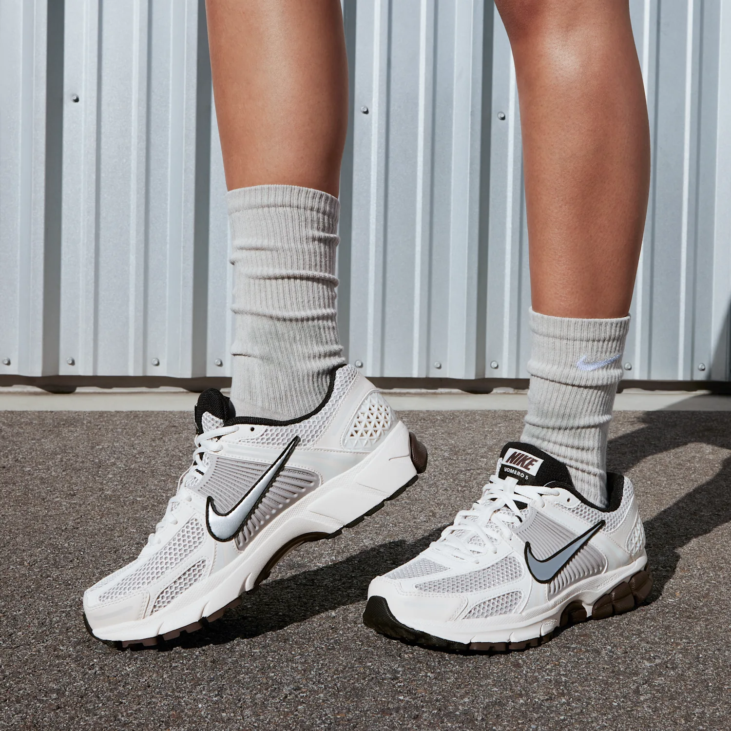 Nike Zoom Vomero 5 image 7