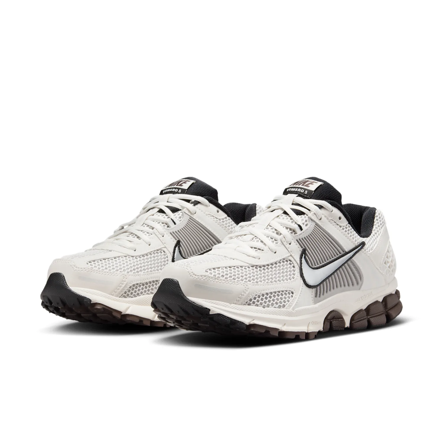 Nike Zoom Vomero 5 image 11