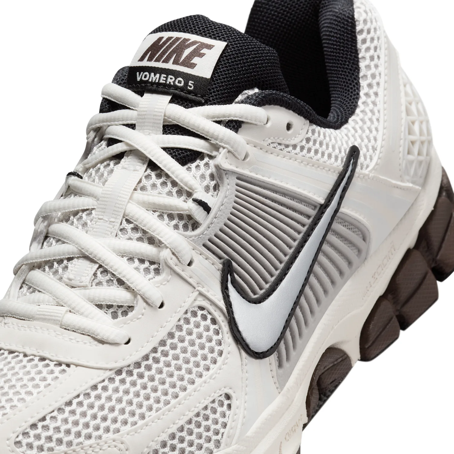 Nike Zoom Vomero 5 image 13