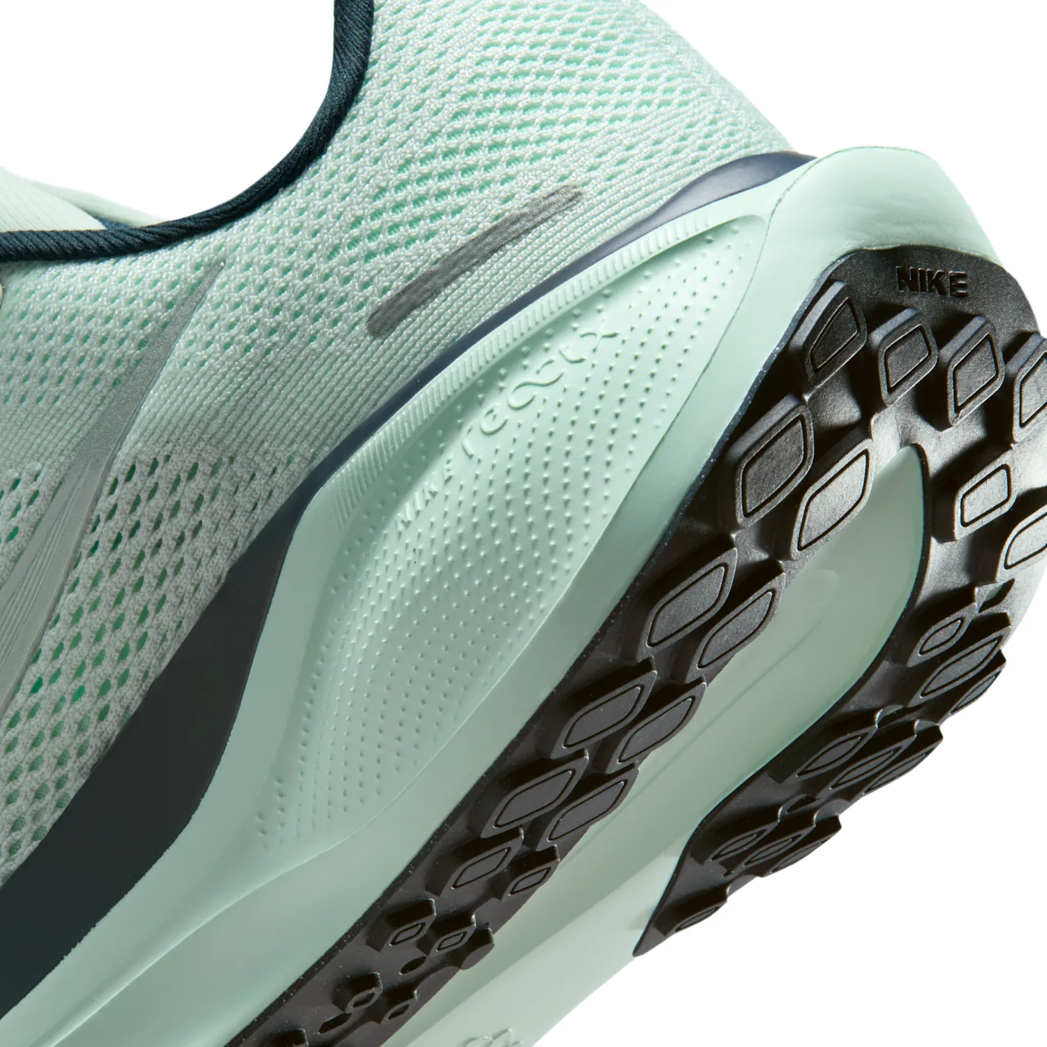 Nike Pegasus 41 image 8