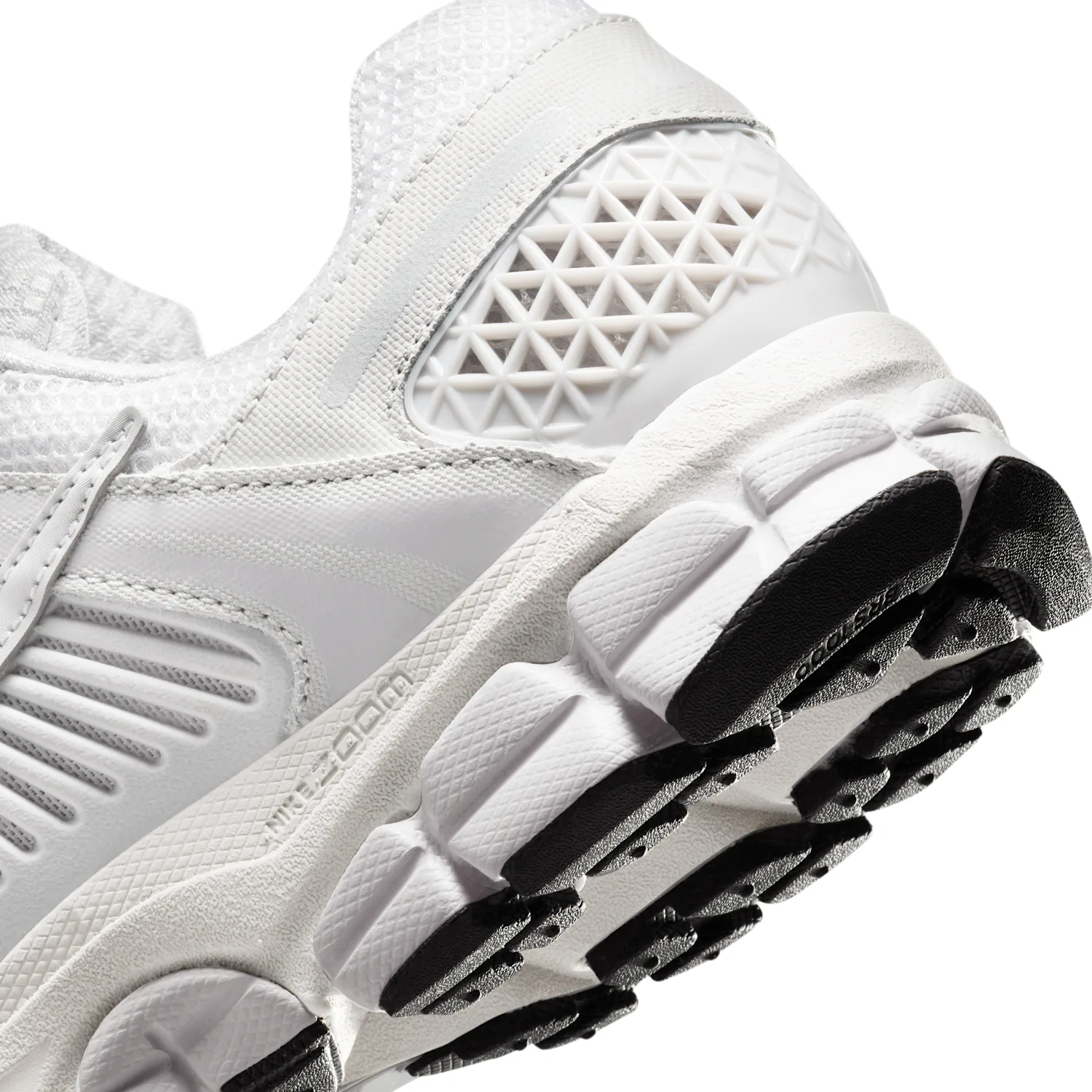 Nike Zoom Vomero 5 image 14
