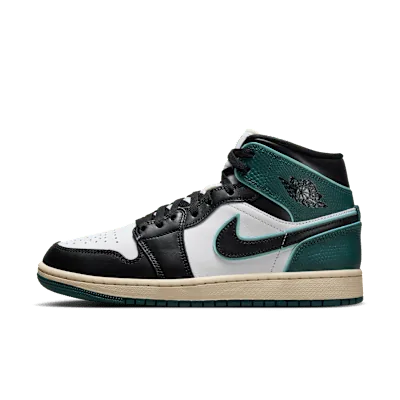 Air Jordan 1 Mid SE
