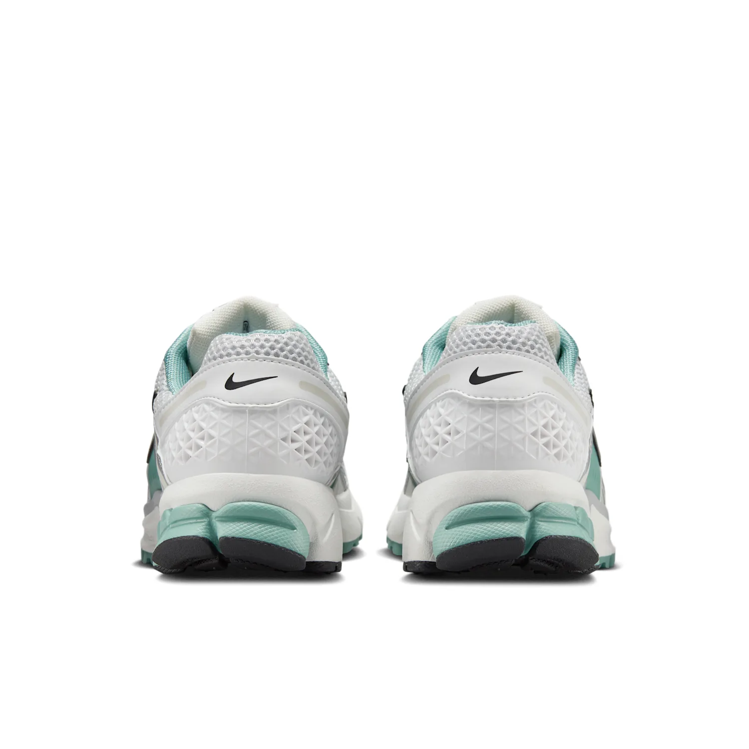 Nike Zoom Vomero 5 image 6