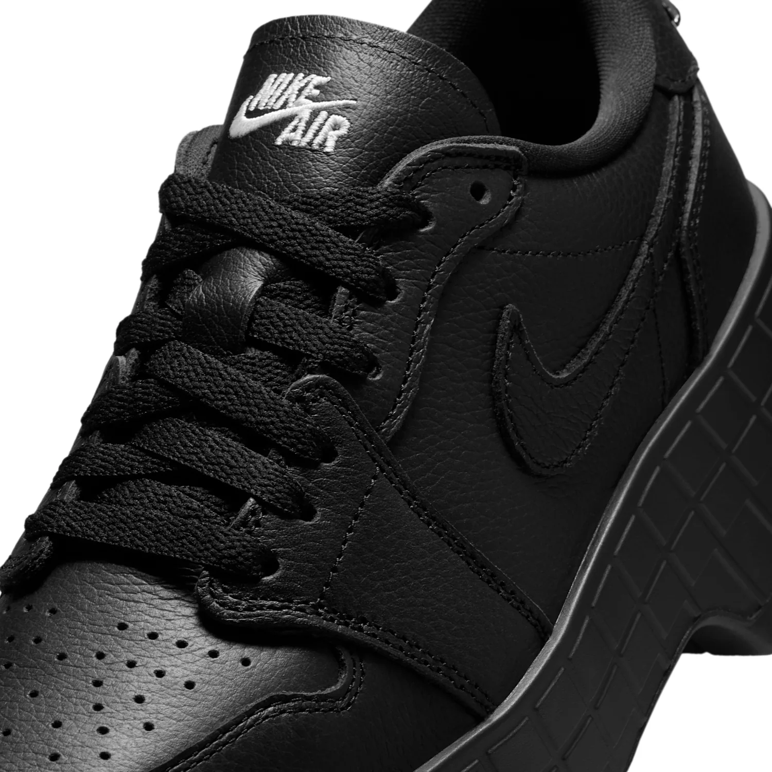 Air Jordan 1 Brooklyn Low image 8