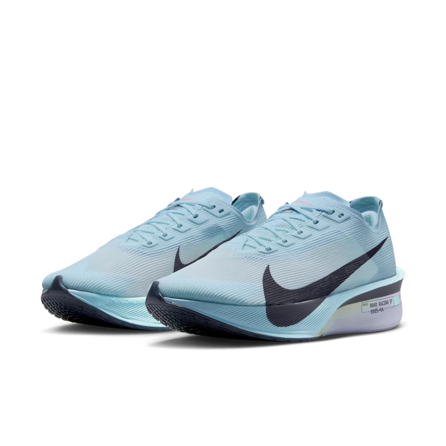 Nike Vaporfly 4 image 5
