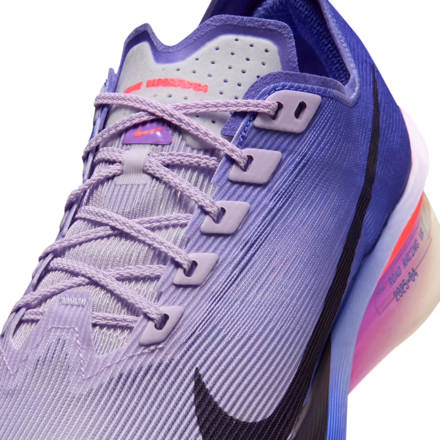 Nike Vaporfly 4 image 7