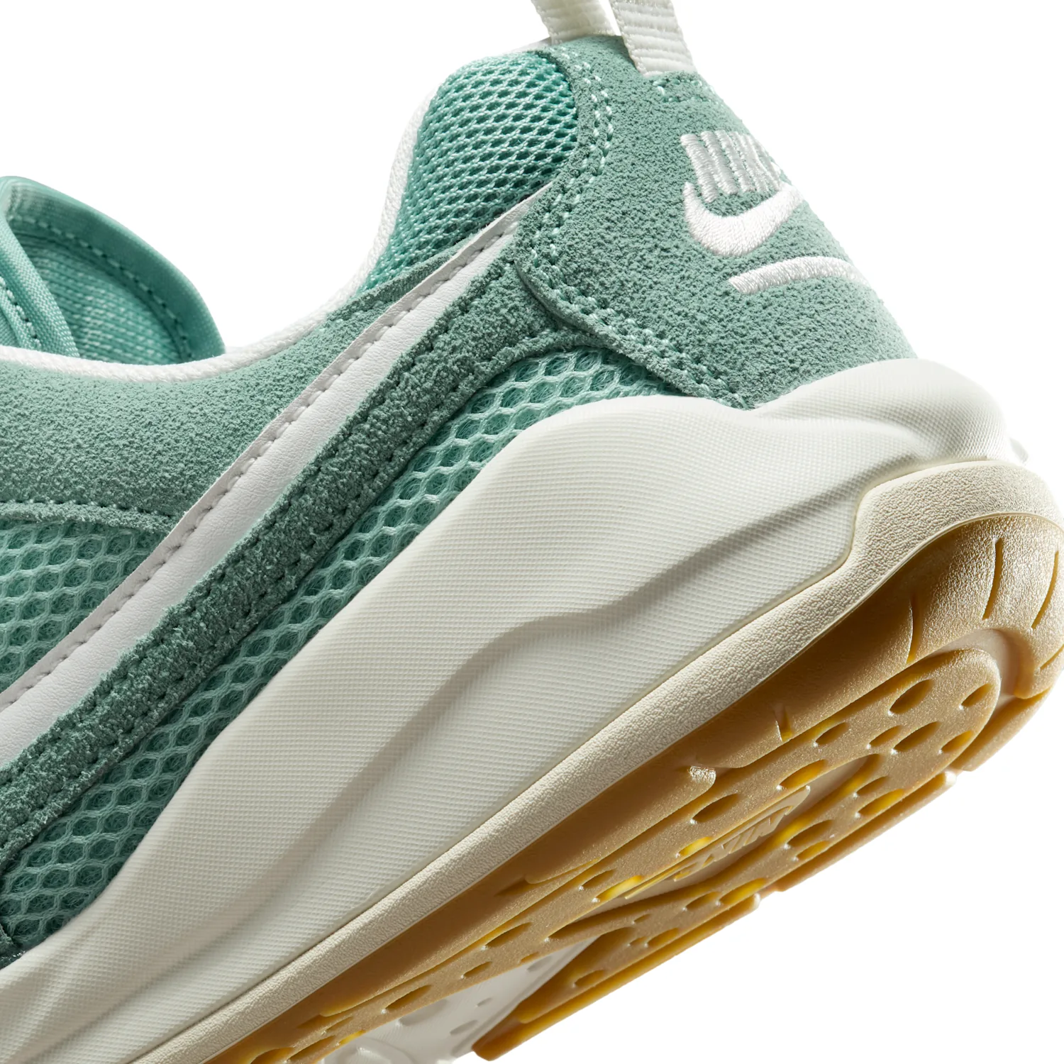 Jordan CMFT Era image 9