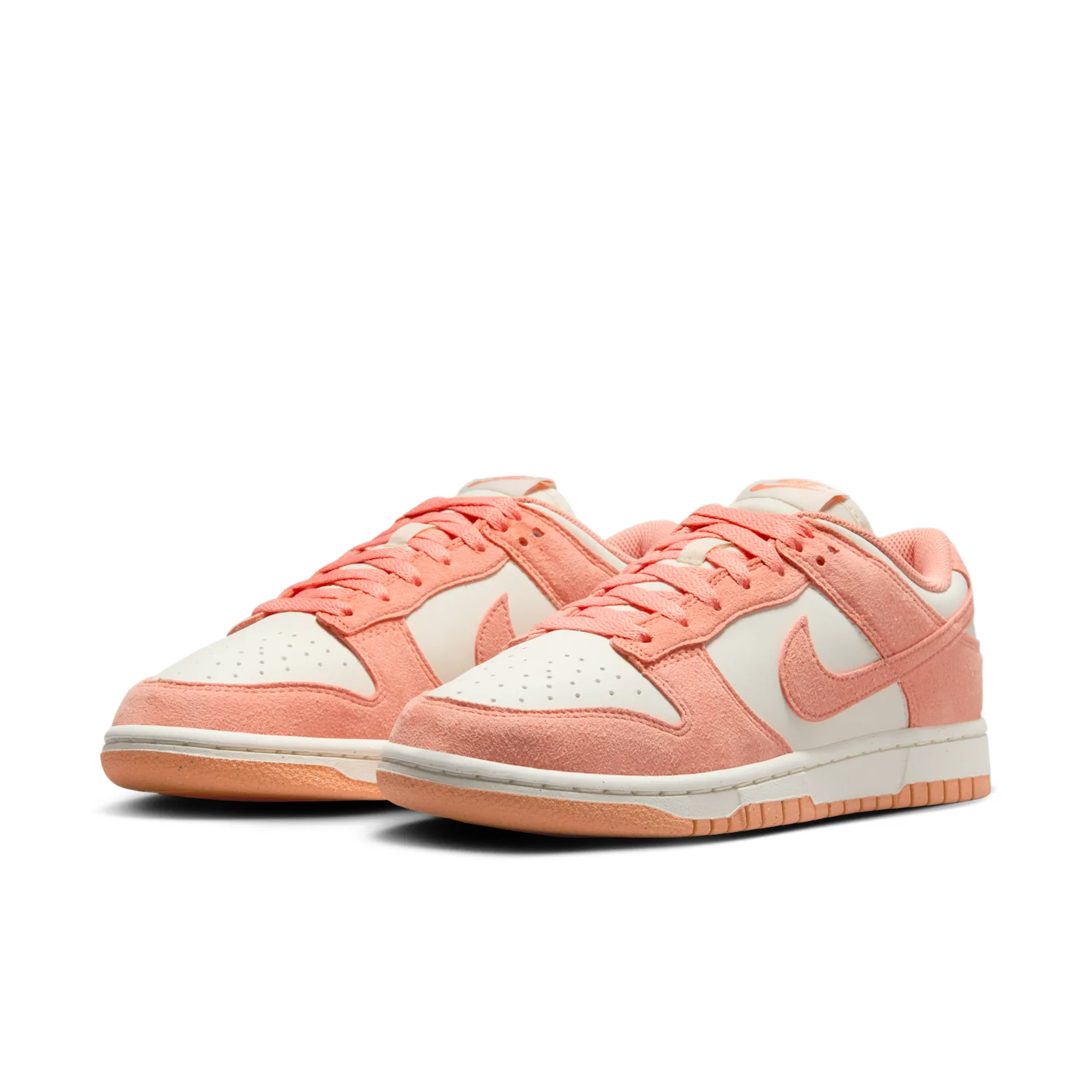 Nike Dunk Low image 5