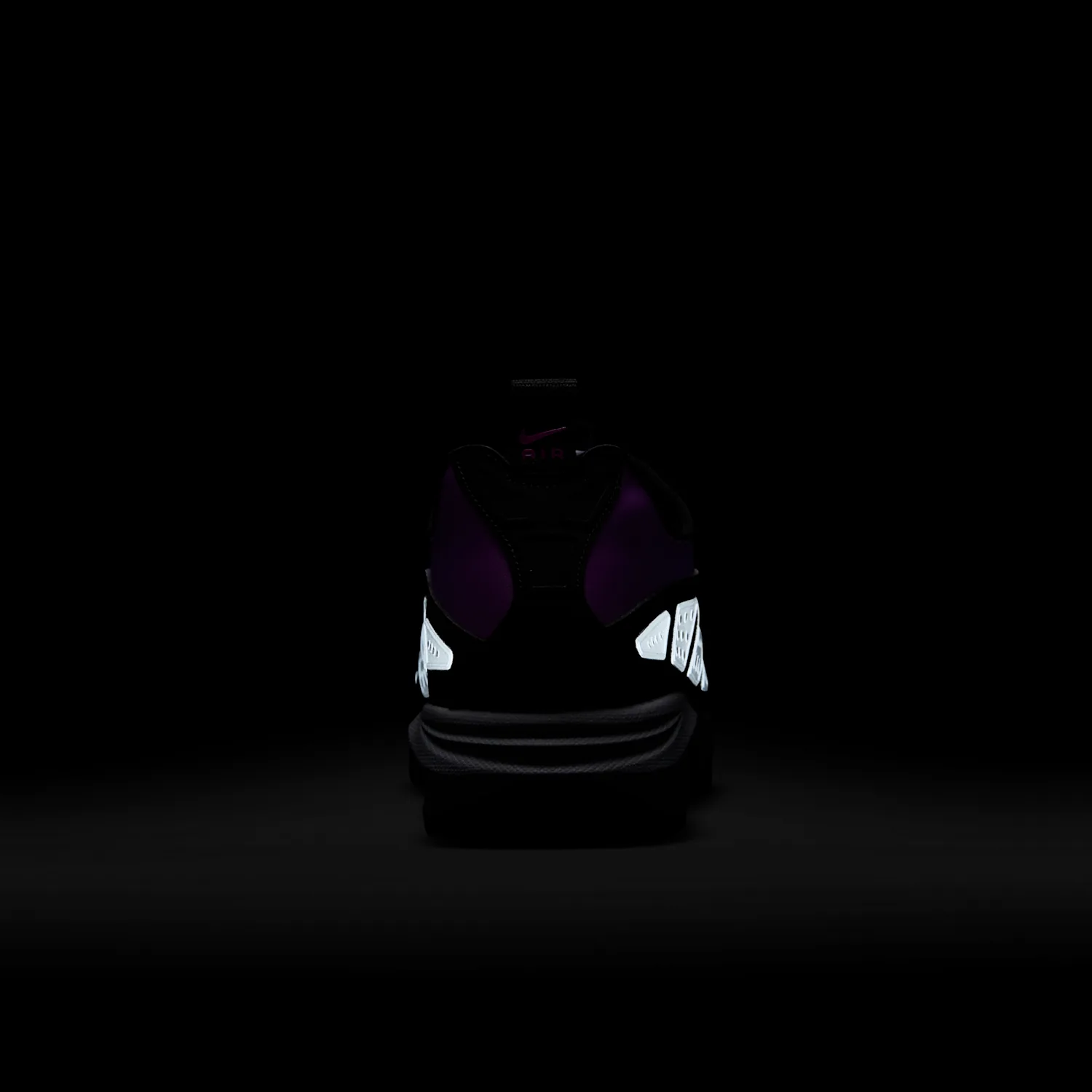 Nike Air Max SNDR image 2