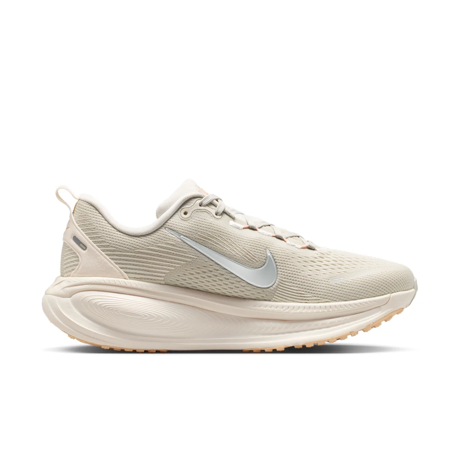 Nike Vomero 18 image 3