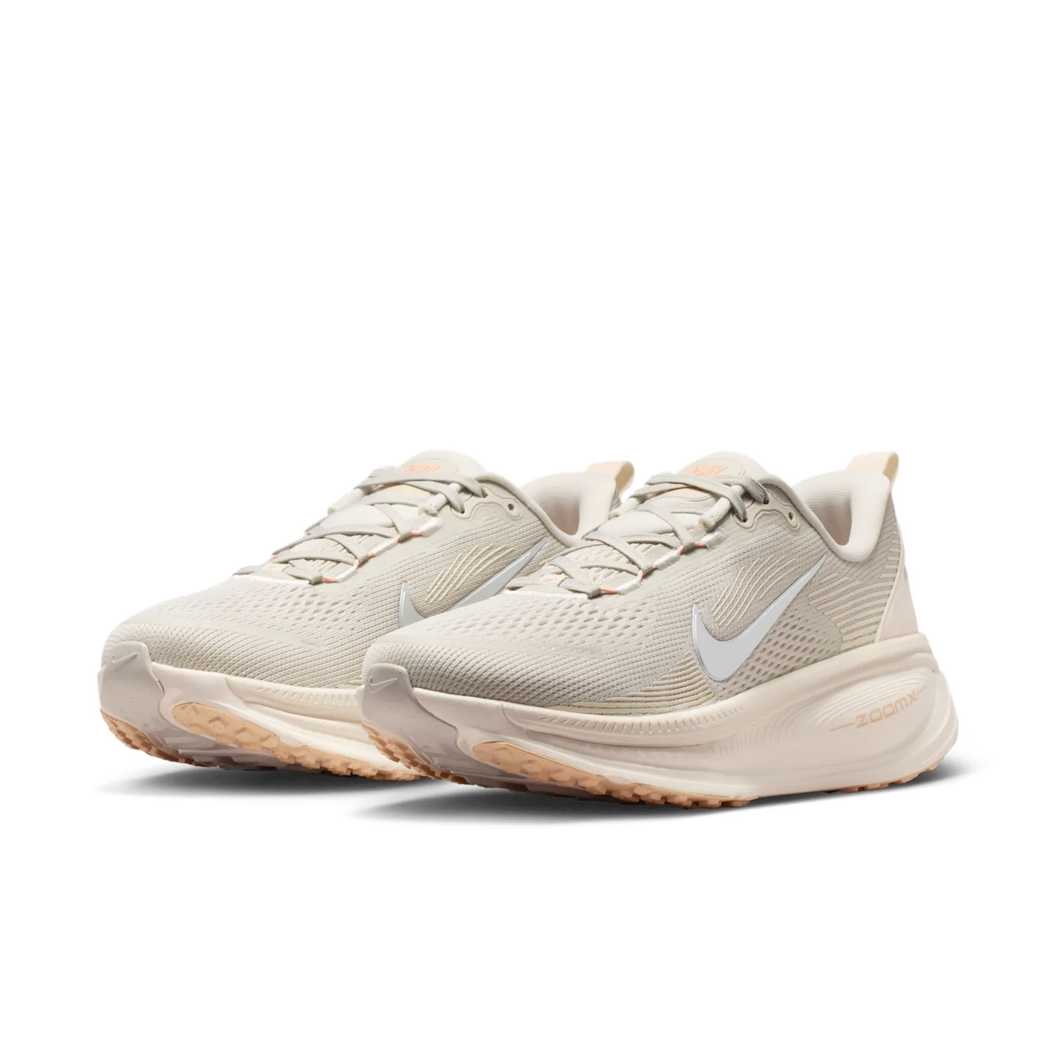 Nike Vomero 18 image 5