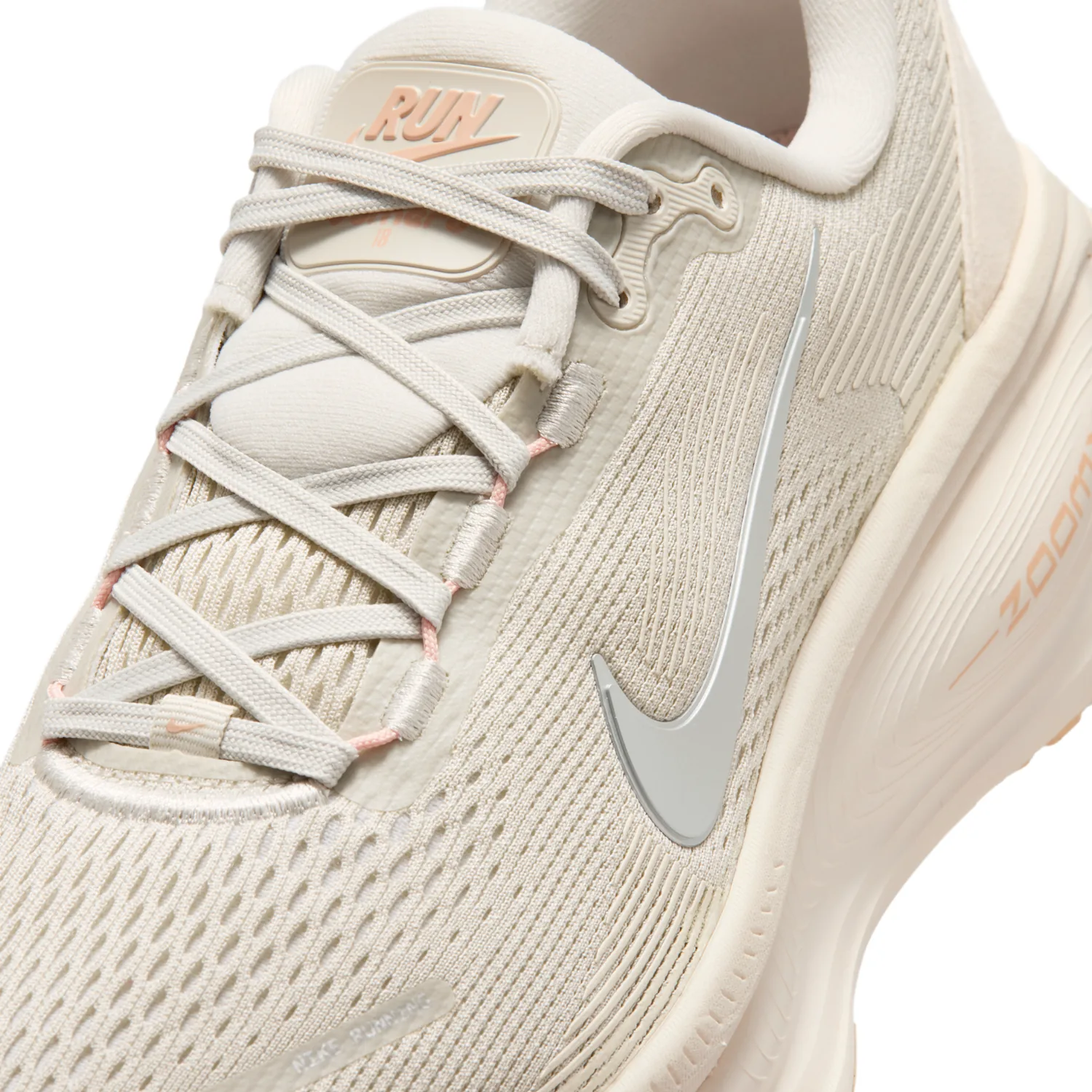 Nike Vomero 18 image 7