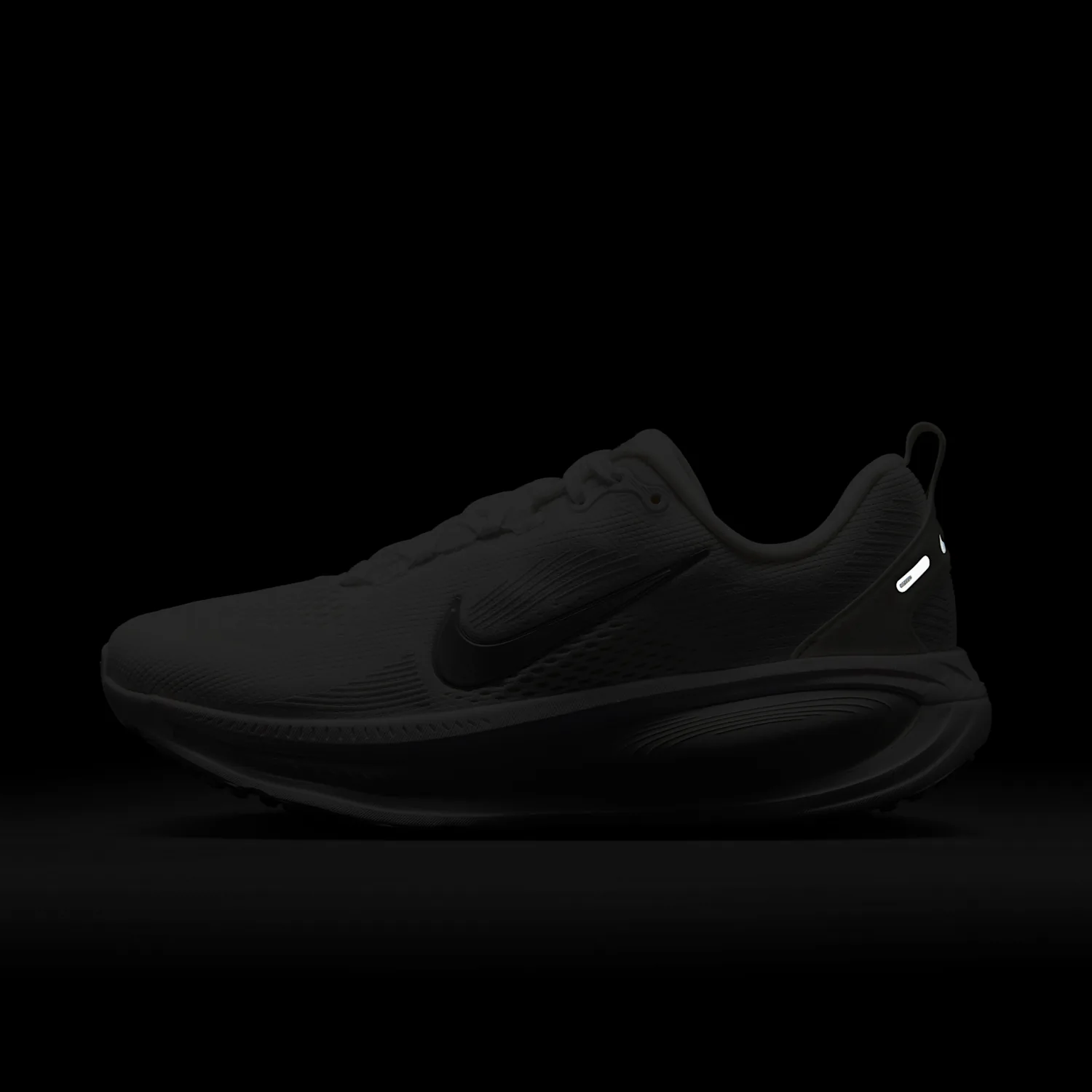 Nike Vomero 18 image 2