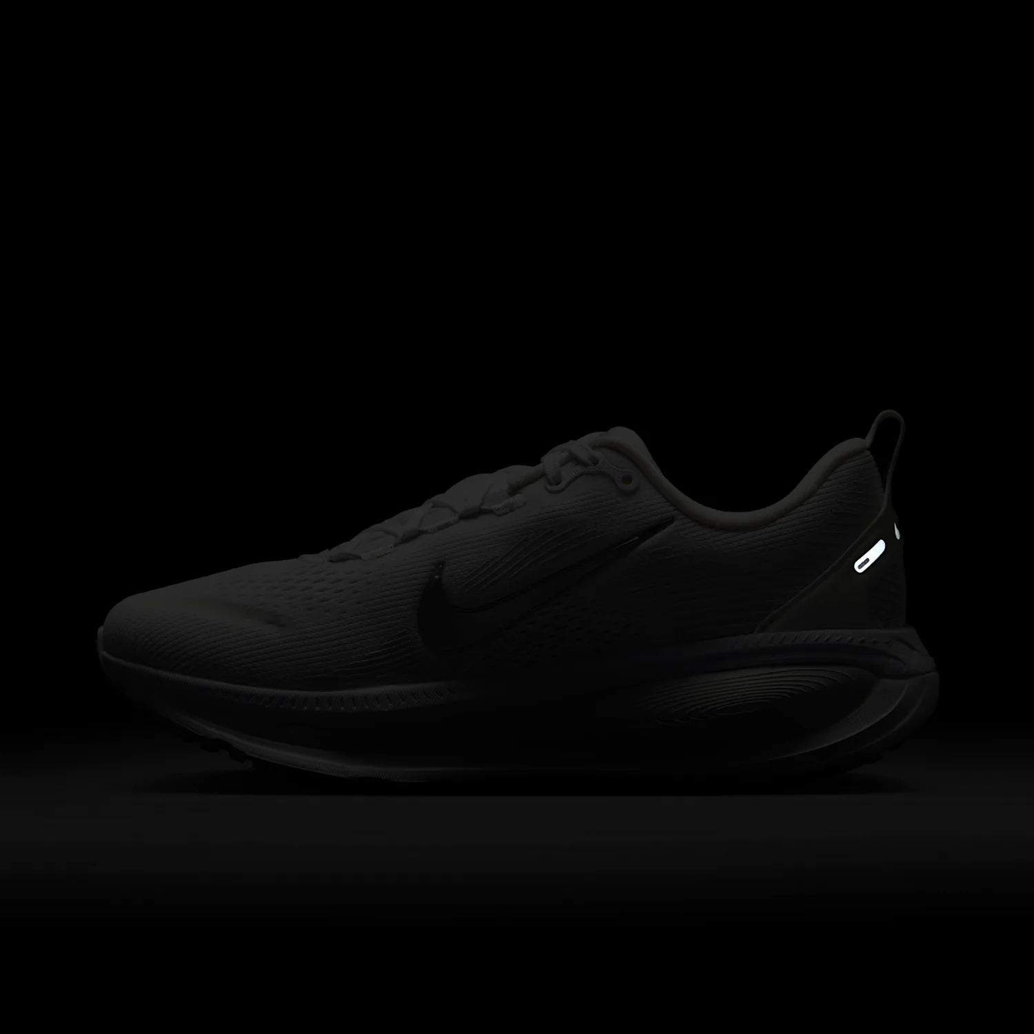 Nike Vomero 18 image 3