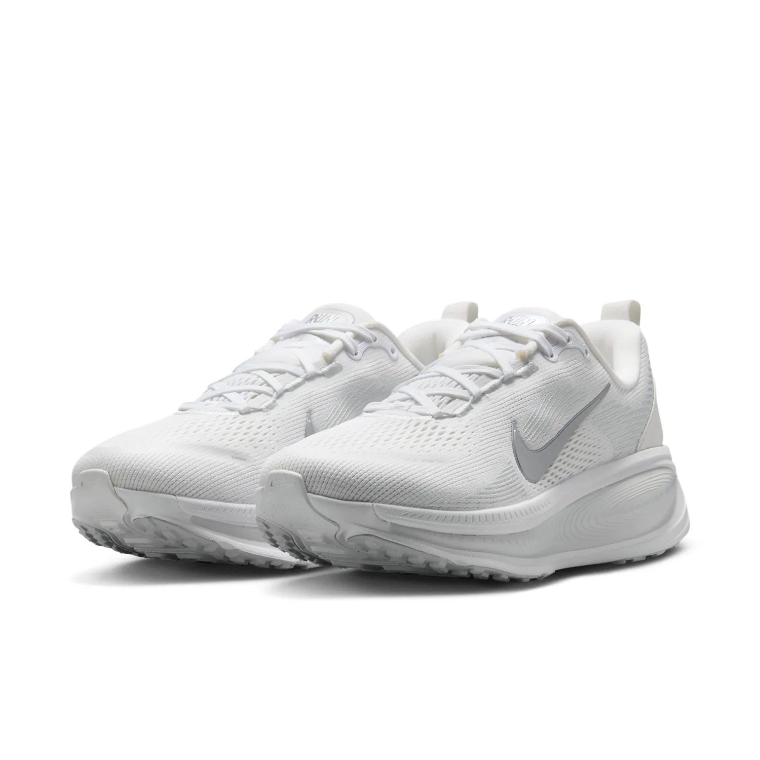 Nike Vomero 18 image 7