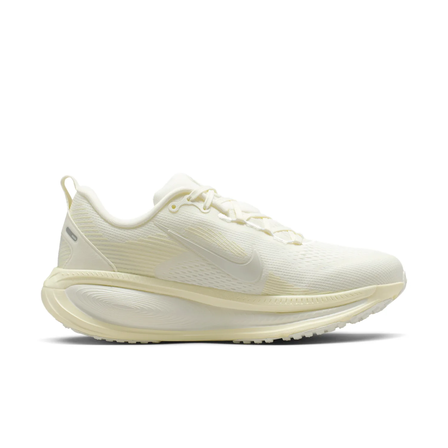 Nike Vomero 18 image 3