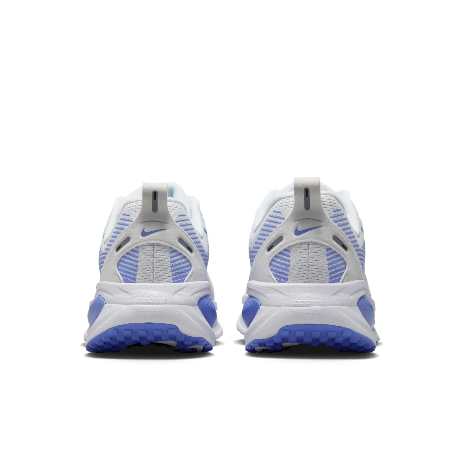 Nike Vomero 18 image 6