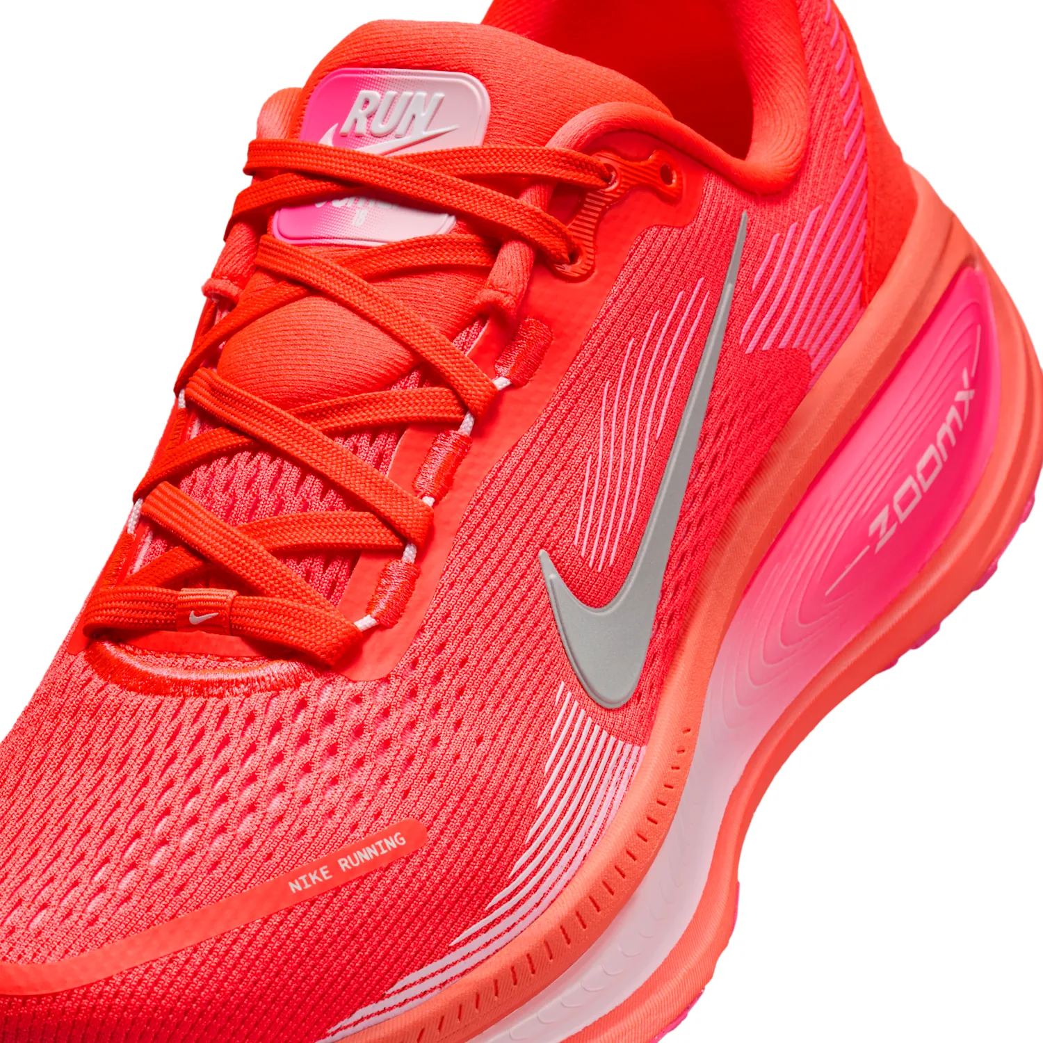 Nike Vomero 18 image 9