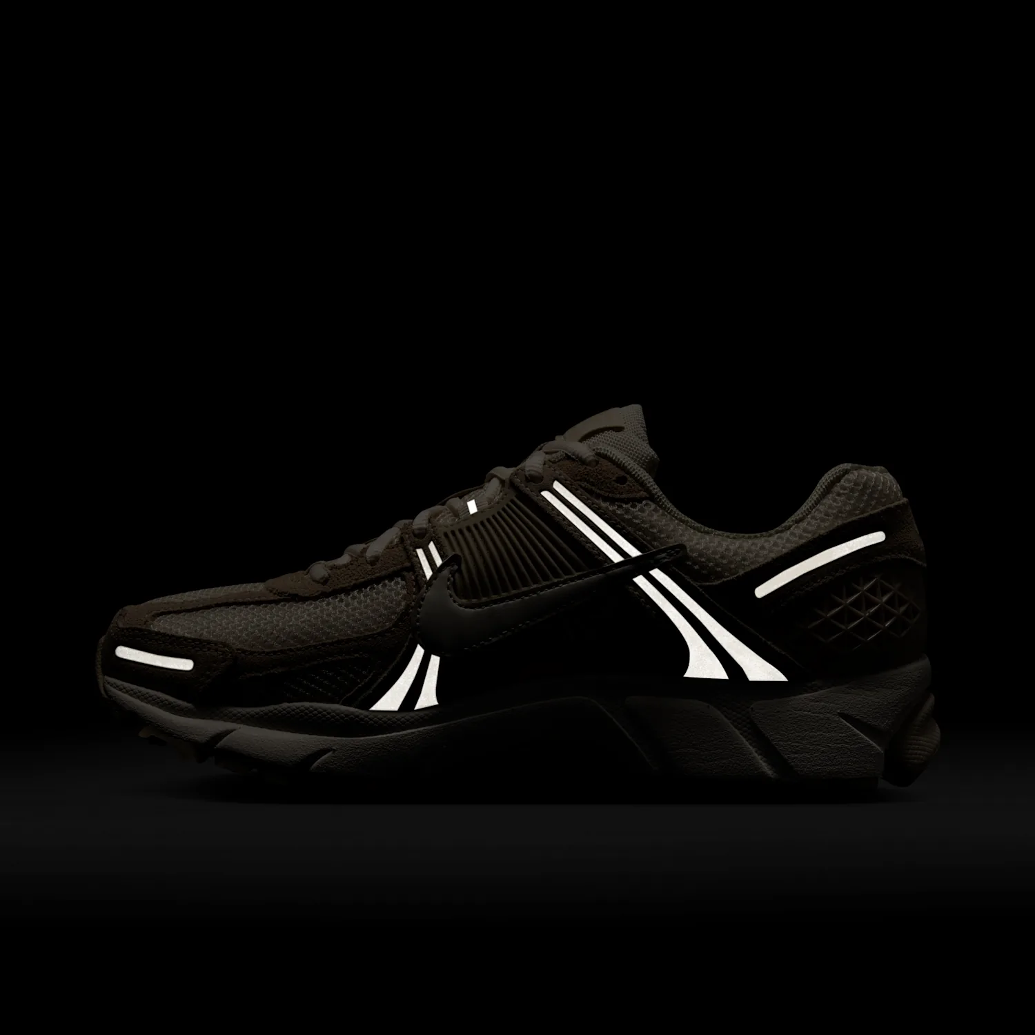 Nike Zoom Vomero 5 image 4