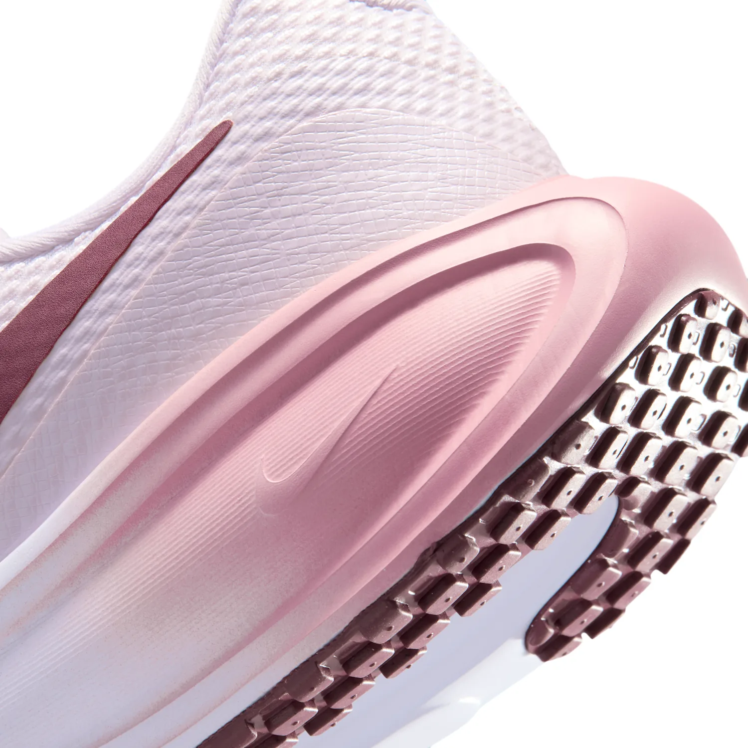 Nike Revolution 8 image 8