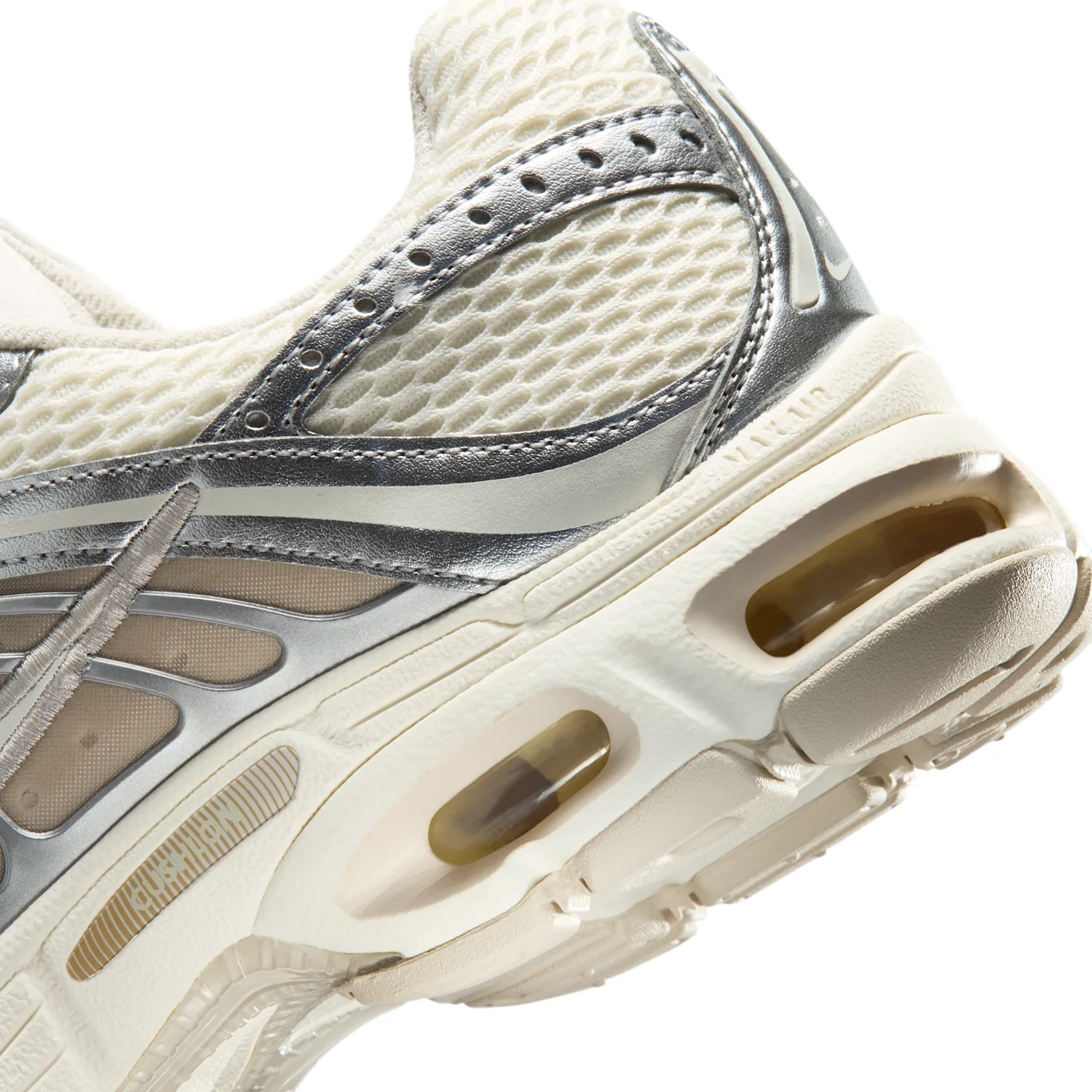Nike Air Max Moto 2K image 8