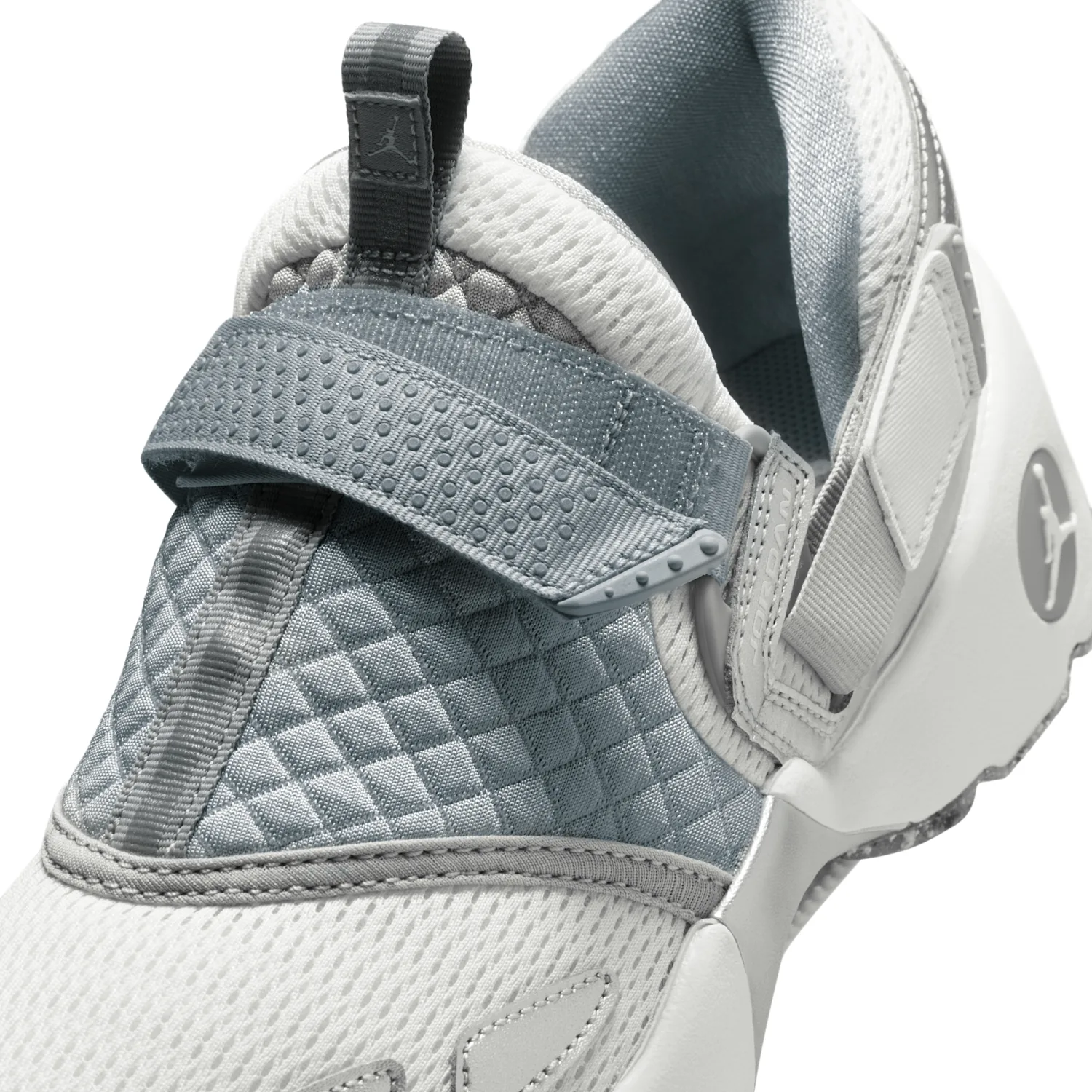 Jordan Trunner LX image 7