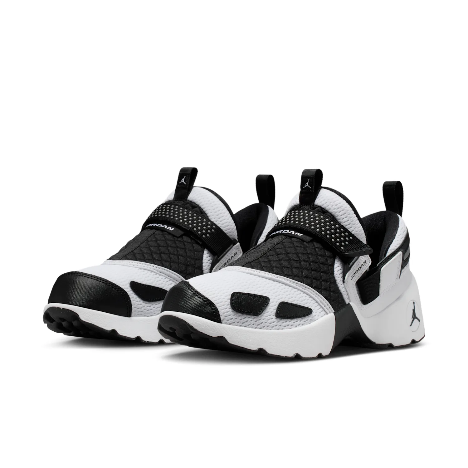 Jordan Trunner LX image 5