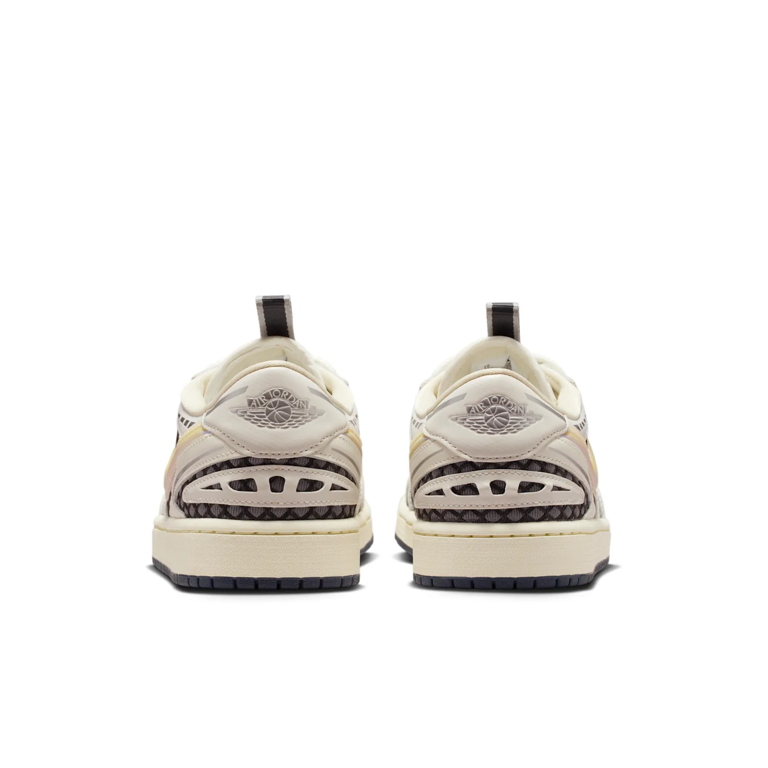 Air Jordan 1 Low Method of Make image 6